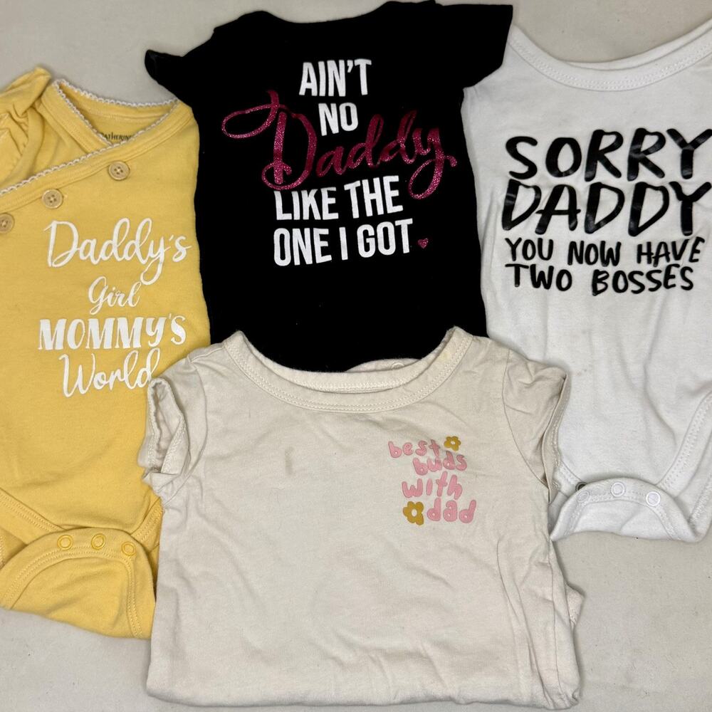 Lot/4 “Daddy’s Girl/Mommy’s World” 3-6m One-Piece Bodysuits CUTE Play Outfits